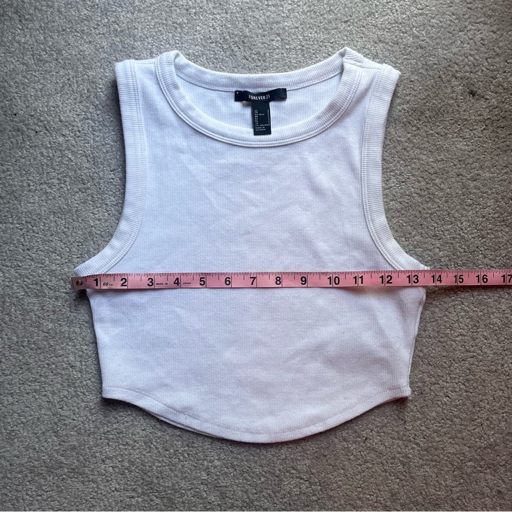 forever 21 cropped basic white tank top